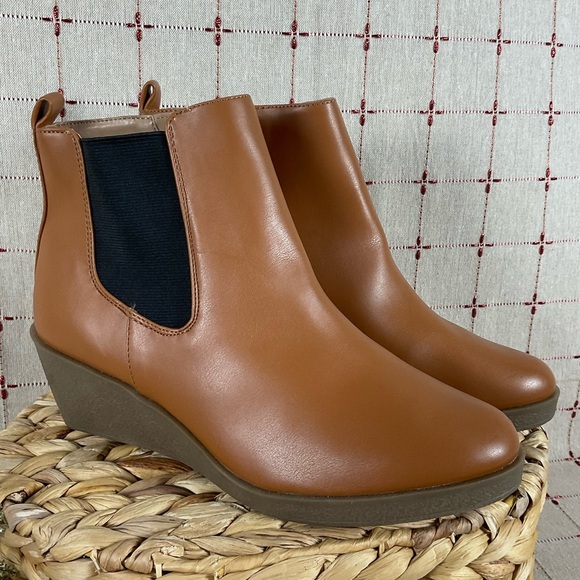 Aerosoles “Brandi” Wedge Bootie Sz 7.5 Brown Faux Leather Ankle Boots Comfy Boot - Picture 2 of 9
